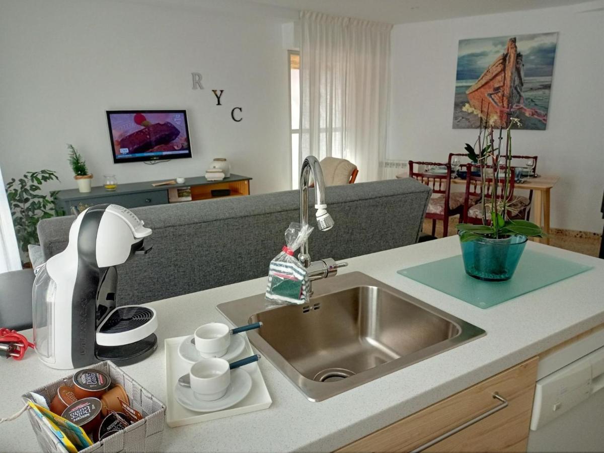 Apartamento R Y C Avilés Eksteriør billede